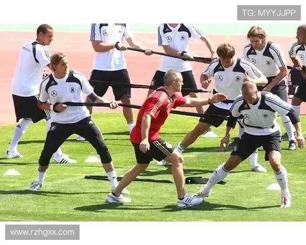 青少年运动双翼计划：足球技巧与游泳体能同步提升