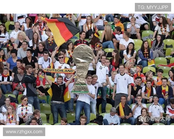 德甲球队历史最高积分记录是哪支创下的？