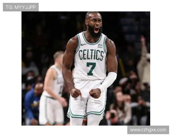 今日绿军迎战雄鹿杰伦布朗因病缺阵科塔选择轮休以备战后续比赛