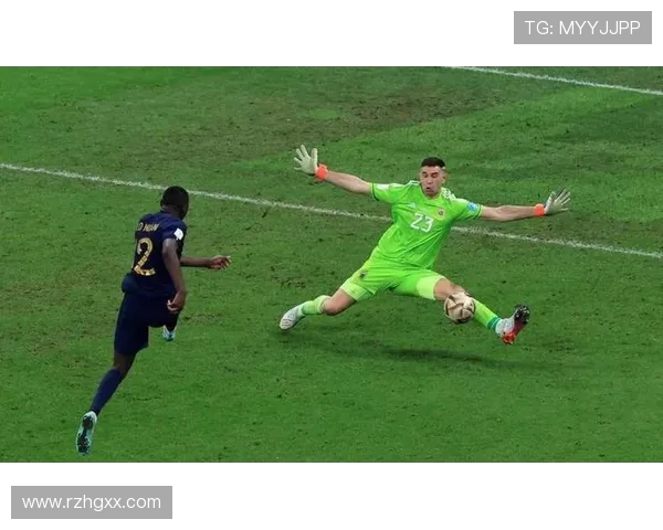 库尔图瓦回忆生涯最佳扑救时刻是2022年欧冠决赛对马内的精彩表现