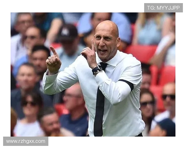 斯特林与18支欧洲球队洽谈后最终加盟费耶诺德的背后故事